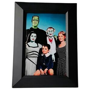 - The Munster family portrait classic vintage old school TV horror Gothic punk